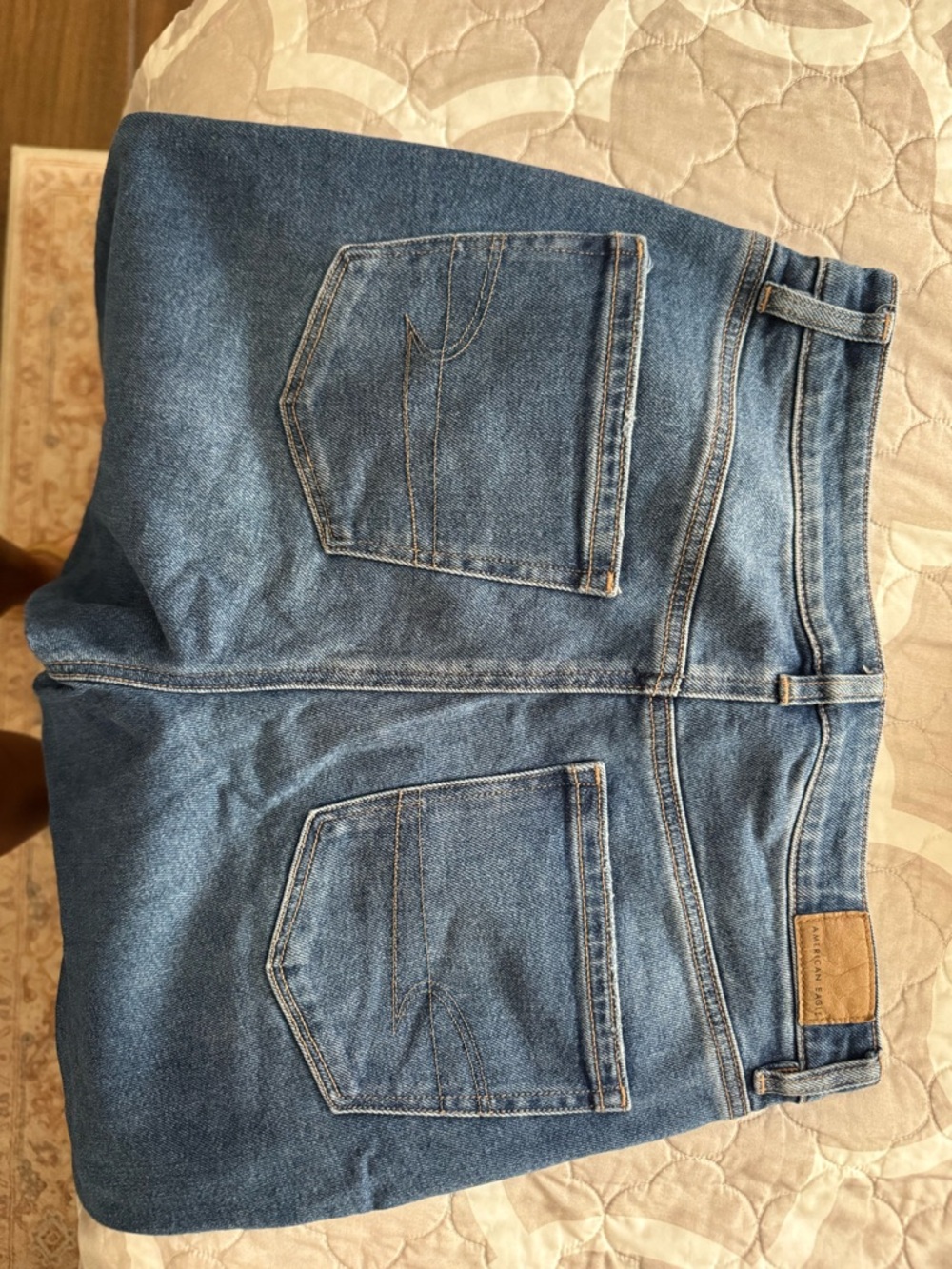 American Eagle Outfitters Women’s Highest Rise Mom Jean - Picture 5 of 8